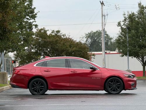 2016 Chevrolet Malibu 1LT — photo 10
