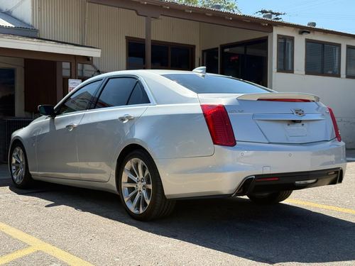 2019 Cadillac Cts — photo 8
