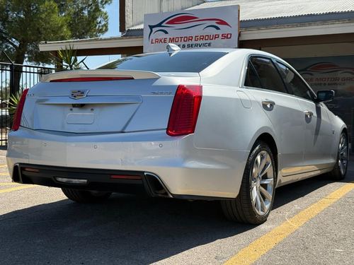 2019 Cadillac Cts — photo 11