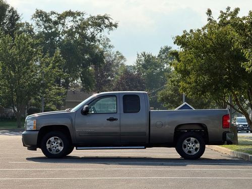 2008 Chevrolet Silverado — photo 4