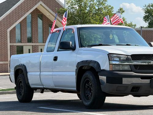 2004 Chevrolet Silverado 1500 — photo 2