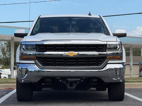 2018 Chevrolet Silverado — photo 3