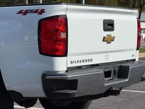 2018 Chevrolet Silverado — photo 19