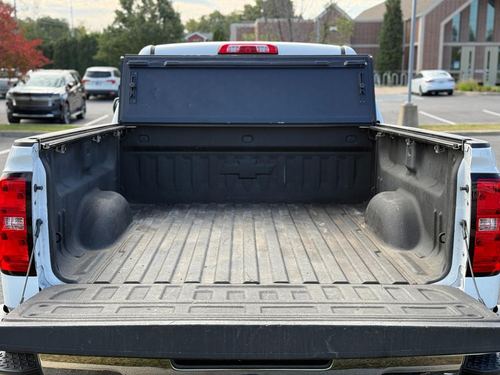 2018 Chevrolet Silverado — photo 45