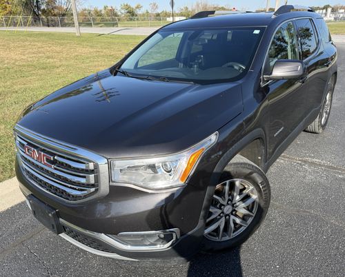 2017 GMC Acadia — photo 3