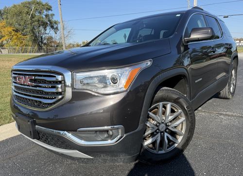 2017 GMC Acadia — photo 4