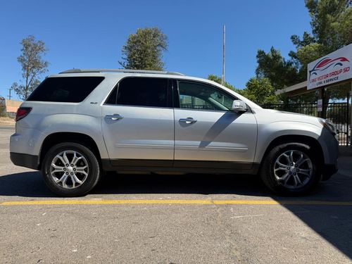 2014 GMC Acadia SLT-1 — photo 10