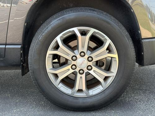 2015 GMC Acadia — photo 25