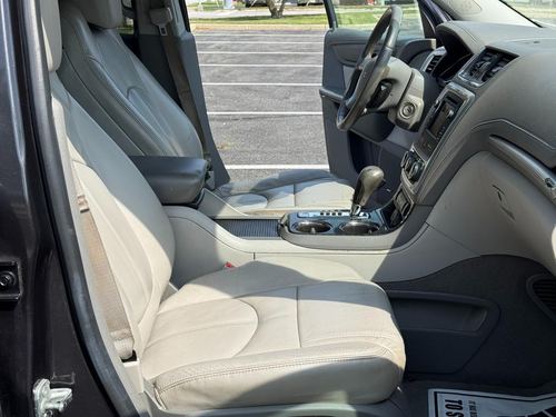 2015 GMC Acadia — photo 28