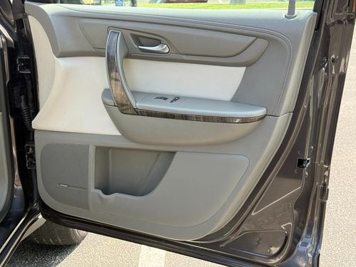 2015 GMC Acadia — photo 30