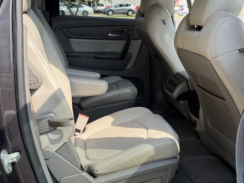 2015 GMC Acadia — photo 33