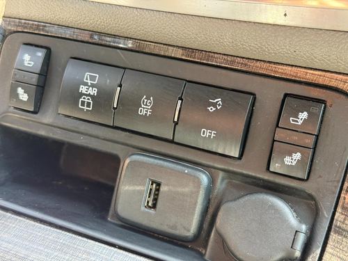 2015 GMC Acadia — photo 37