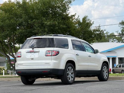 2015 GMC Acadia — photo 8