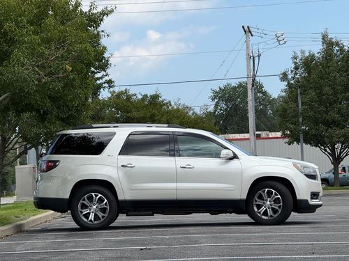 2015 GMC Acadia — photo 10