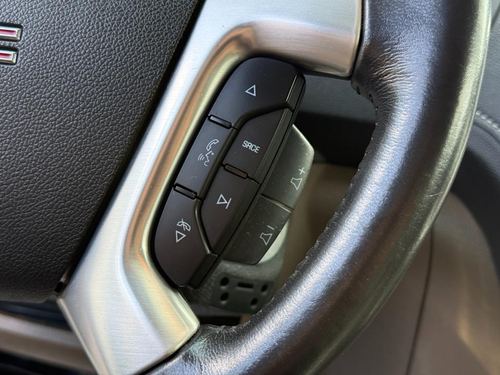 2015 GMC Acadia — photo 24