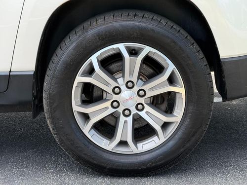 2015 GMC Acadia — photo 39