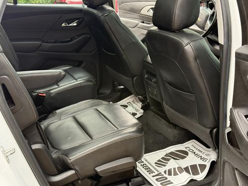 2018 Chevrolet Traverse LT — photo 19