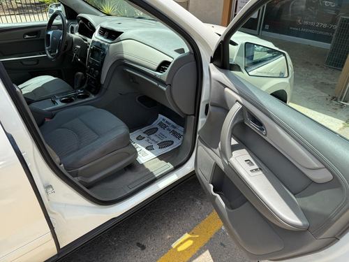 2015 Chevrolet Traverse — photo 25