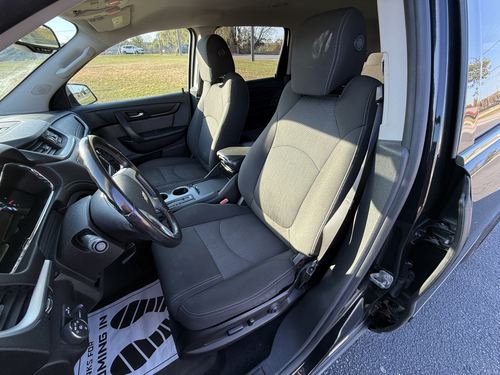 2017 Chevrolet Traverse — photo 15