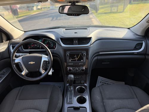 2017 Chevrolet Traverse — photo 12