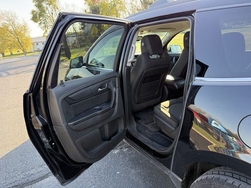 2017 Chevrolet Traverse — photo 33