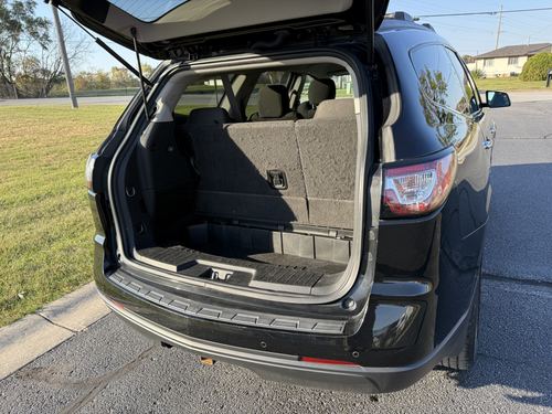 2017 Chevrolet Traverse 2LT — photo 38