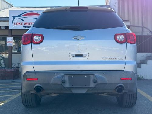 2011 Chevrolet Traverse LTZ — photo 10