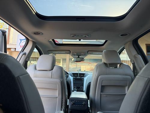 2011 Chevrolet Traverse LTZ — photo 19