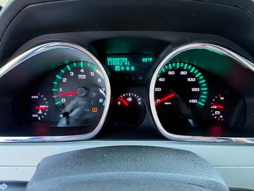 2011 Chevrolet Traverse LTZ — photo 24