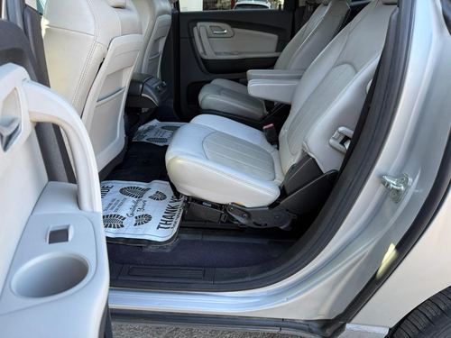 2011 Chevrolet Traverse LTZ — photo 27