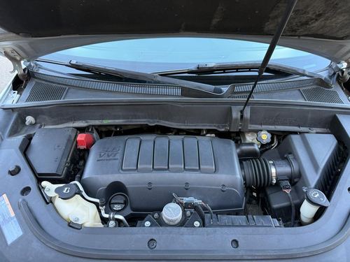 2011 Chevrolet Traverse LTZ — photo 38