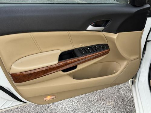 2012 Honda Accord EX-L — photo 40