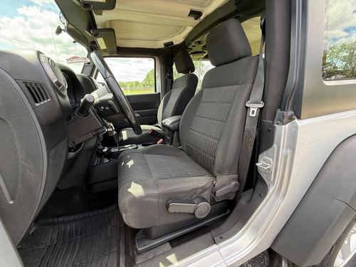 2011 Jeep Wrangler — photo 24