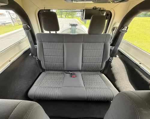 2011 Jeep Wrangler — photo 30