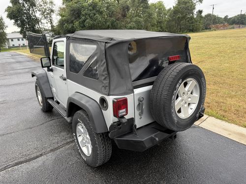 2009 Jeep Wrangler — photo 11