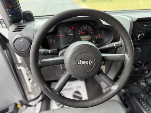 2009 Jeep Wrangler — photo 21