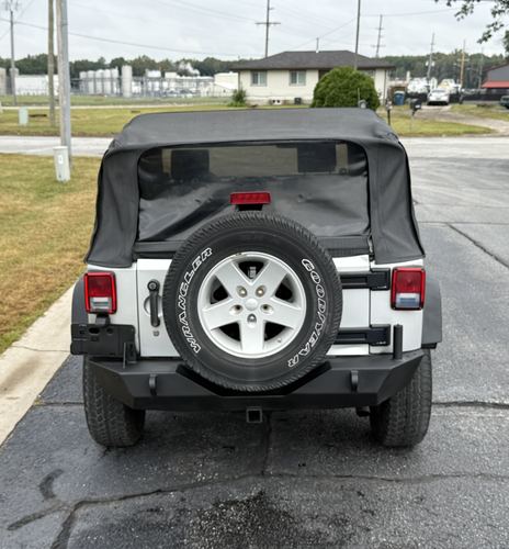 2009 Jeep Wrangler — photo 33