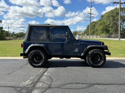 2000 Jeep Wrangler SE — photo 6