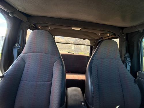 2000 Jeep Wrangler SE — photo 30