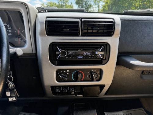 2004 Jeep Wrangler X — photo 22