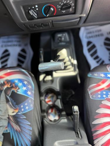 2001 Jeep Wrangler — photo 17