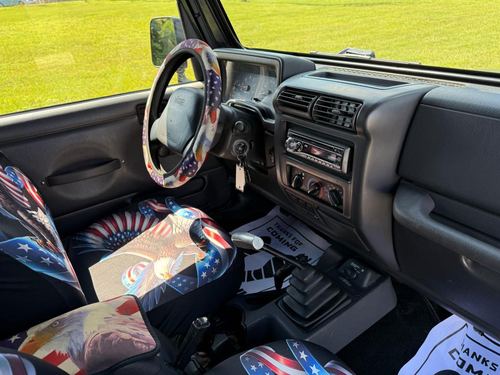 2001 Jeep Wrangler — photo 26