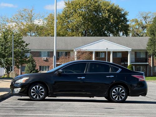 2015 Nissan Altima — photo 11