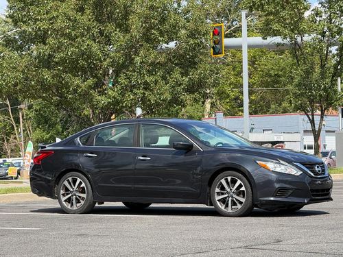2018 Nissan Altima 2.5 S — photo 12