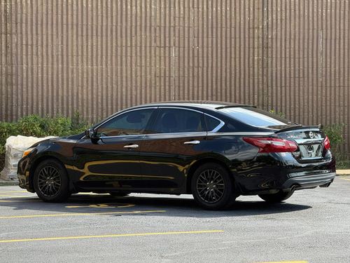 2018 Nissan Altima — photo 3