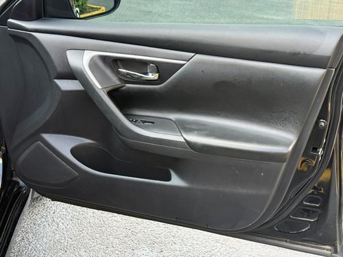 2018 Nissan Altima — photo 11