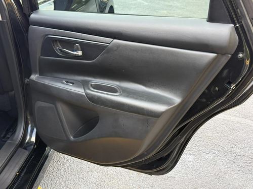 2018 Nissan Altima — photo 12