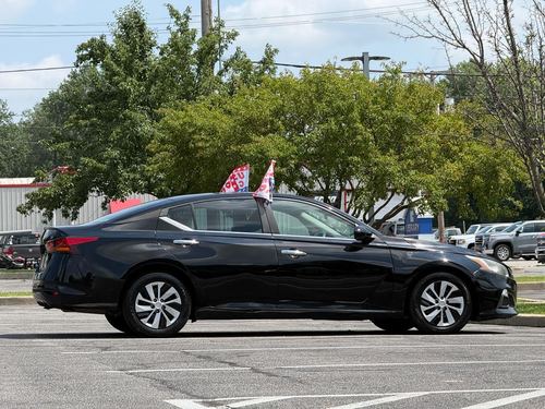 2022 Nissan Altima 2.5 S FWD — photo 10
