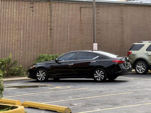 2020 Nissan Altima — photo 14