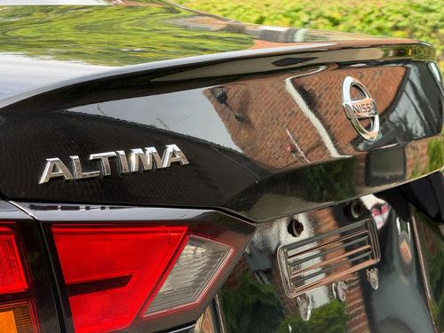 2020 Nissan Altima — photo 18